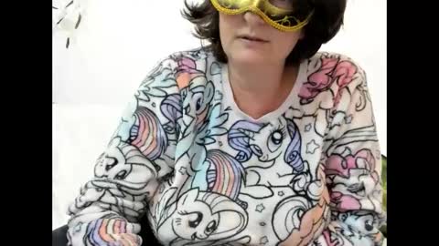 Snapshot of israelymilf chatting on 02-08-25, 08:10 Marta online show from 02-08-25, 08:10