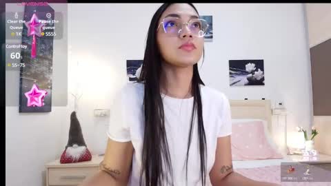 issa ruiz07 online show from 12-13-24, 01:44