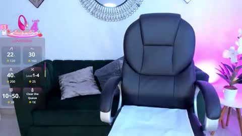 issi_loren online show from 02-24-26, 05:55