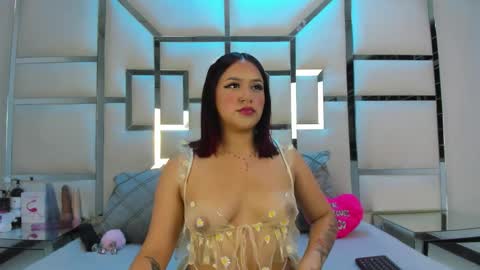 Snapshot of issysleblanc chatting on 03-18-26, 03:53 Issys online show from 03-18-26, 03:53