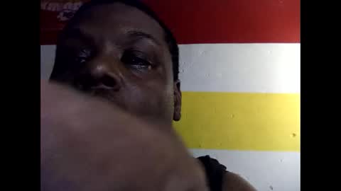 iswalloweveything online show from 04-12-26, 11:15