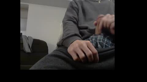 Snapshot of ital25usa chatting on 03-08-25, 10:22 ital25usa online show from 03-08-25, 10:22