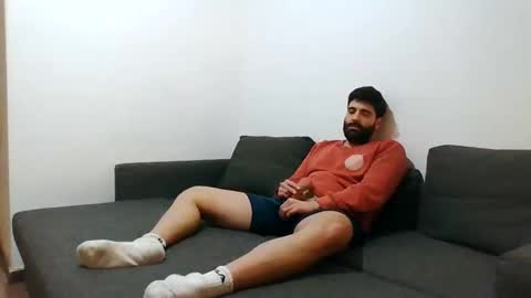 Snapshot of italianboybcn chatting on 12-27-24, 11:28 italianboybcn online show from 12-27-24, 11:28