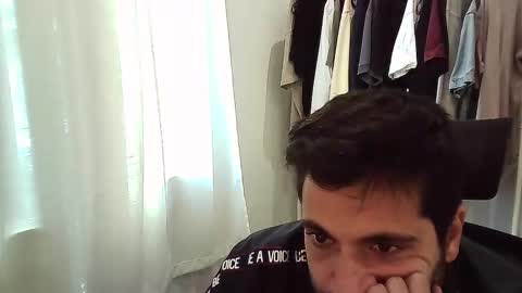 Snapshot of italianboybcn chatting on 09-24-25, 07:23 italianboybcn online show from 09-24-25, 07:23