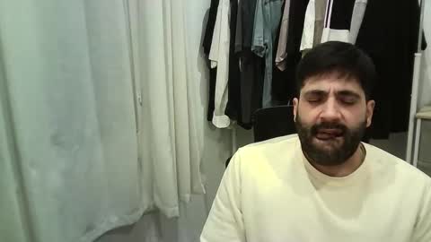 italianboybcn online show from 12-05-25, 06:26