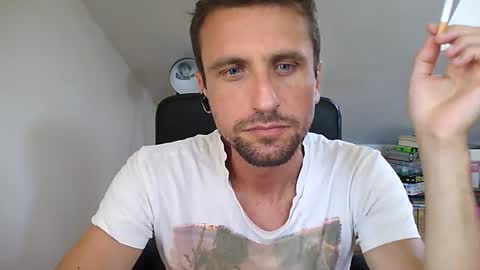 italiano116116 online show from 06-22-26, 08:22