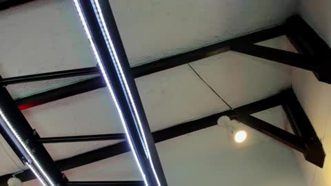 Italo Moore online show from 11-23-25, 11:21