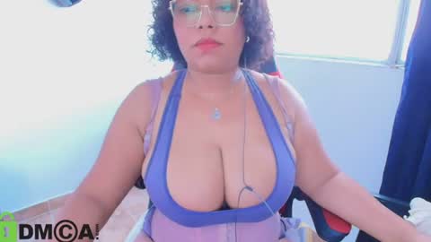 Sofia online show from 06-18-26, 01:59