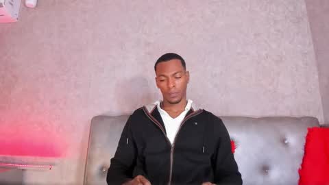 Snapshot of itanxfor chatting on 11-01-25, 12:18 itanxfor online show from 11-01-25, 12:18