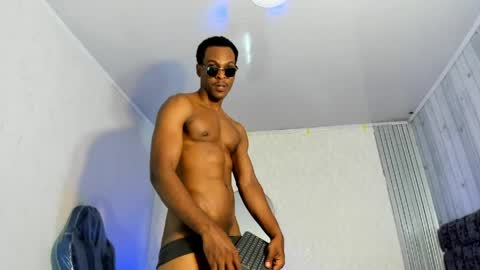 itanxfor online show from 04-08-26, 01:44