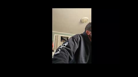 itchey506193 online show from 02-08-25, 06:01