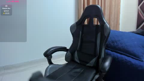 ithan_hot online show from 07-23-26, 03:48