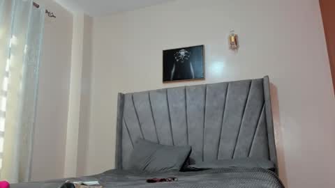 Snapshot of its_canella chatting on 01-03-25, 06:22 canella online show from 01-03-25, 06:22