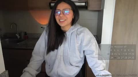 Jessi online show from 04-10-26, 08:46