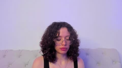 Snapshot of its_marie chatting on 12-12-24, 04:43 Maria online show from 12-12-24, 04:43
