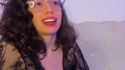Snapshot of its_marie chatting on 02-09-25, 07:41 Maria online show from 02-09-25, 07:41
