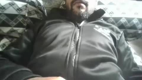 Snapshot of its_me_2323 chatting on 04-05-26, 06:10 its_me_2323 online show from 04-05-26, 06:10