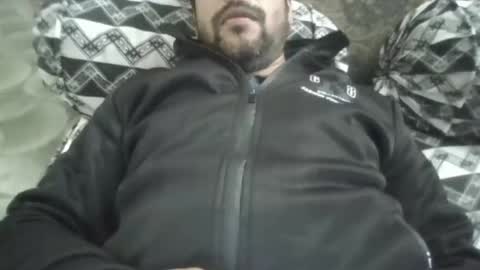 Snapshot of its_me_2323 chatting on 04-09-26, 05:18 its_me_2323 online show from 04-09-26, 05:18