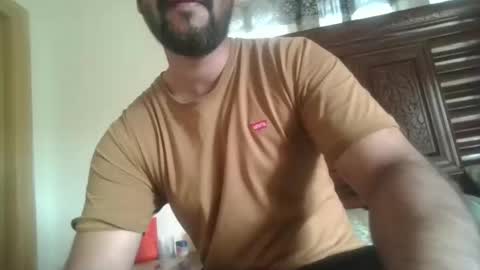 Snapshot of its_me_2323 chatting on 04-23-26, 05:19 its_me_2323 online show from 04-23-26, 05:19