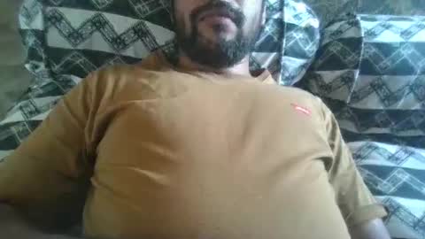 Snapshot of its_me_2323 chatting on 04-24-26, 05:32 its_me_2323 online show from 04-24-26, 05:32