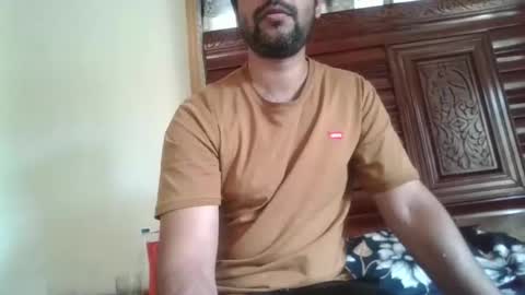 Snapshot of its_me_2323 chatting on 05-04-26, 04:52 its_me_2323 online show from 05-04-26, 04:52