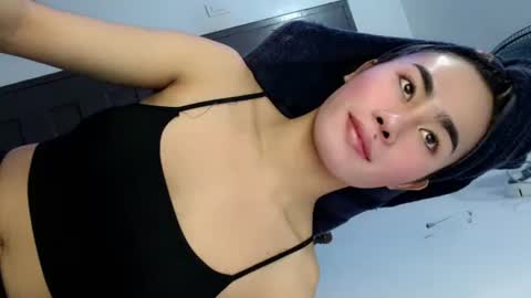 its_me_vanesa online show from 12-18-25, 02:28