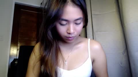 Candy online show from 02-20-25, 03:52