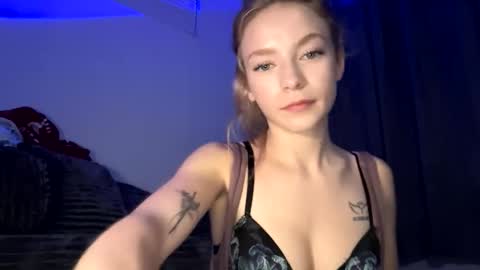 Danielle Rose online show from 05-22-26, 02:19