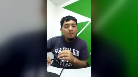 Snapshot of itsdavidx chatting on 07-19-26, 01:26 David online show from 07-19-26, 01:26
