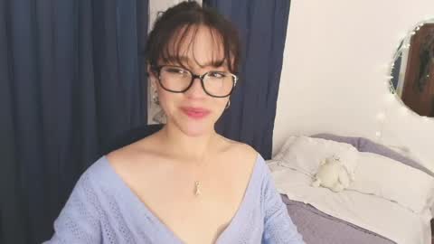 Snapshot of itsliaa chatting on 06-05-26, 06:52 LIA online show from 06-05-26, 06:52
