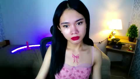 Snapshot of itsmeloveypinay chatting on 10-07-25, 10:56 itsmeloveypinay online show from 10-07-25, 10:56