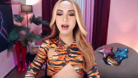 Sofia online show from 10-24-25, 04:36