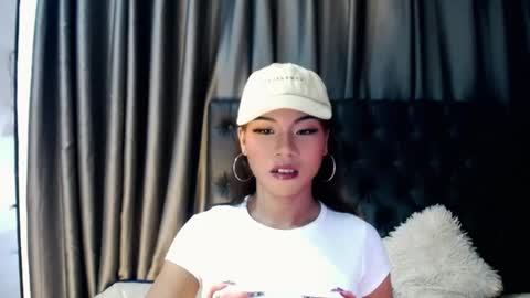 itsmeyumiko online show from 07-23-26, 01:30