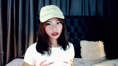 itsmeyumiko online show from 07-25-26, 11:46