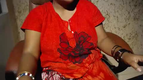 Snapshot of itsmiradesire chatting on 04-08-26, 06:57 Mira online show from 04-08-26, 06:57