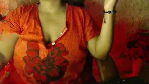 Snapshot of itsmiradesire chatting on 05-06-26, 03:28 Mira online show from 05-06-26, 03:28