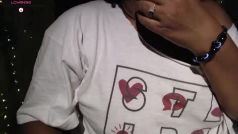 Snapshot of itsmiradesire chatting on 05-18-26, 04:35 Mira online show from 05-18-26, 04:35