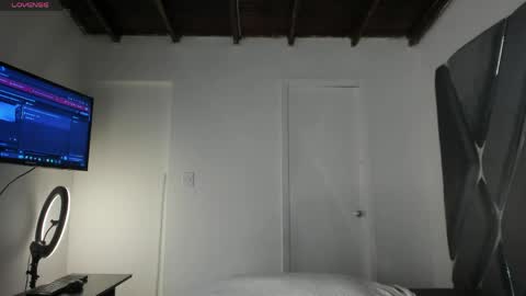 Moon online show from 06-06-26, 06:01