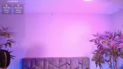 itsmroom online show from 11-24-25, 01:11