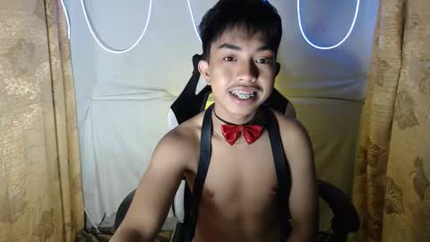 Snapshot of itsyourcummerboy_xx chatting on 04-08-26, 08:31 Kyle online show from 04-08-26, 08:31