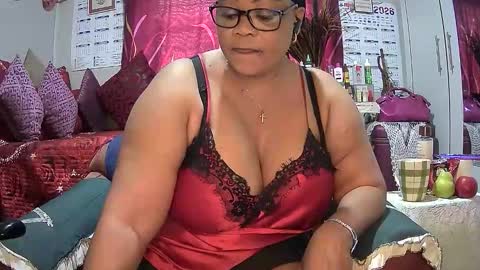 itumeleng74 online show from 04-12-26, 06:18