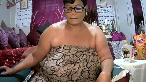 itumeleng74 online show from 07-12-26, 05:53