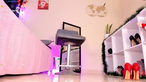 Call me Itzel   online show from 12-10-24, 05:00