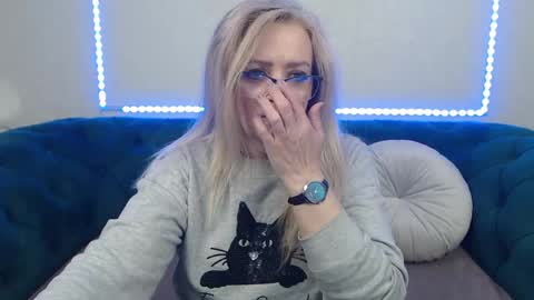 ivanacharm online show from 05-04-26, 03:24
