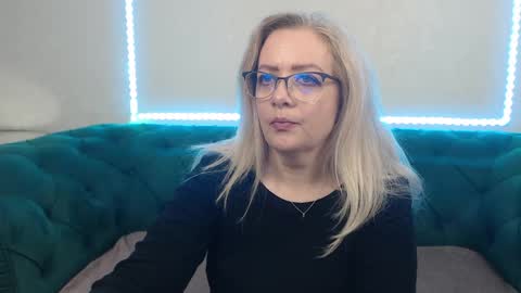 ivanacharm online show from 05-12-26, 03:25