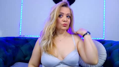 ivanacharm online show from 05-26-26, 03:24