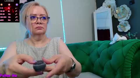 ivanacharm online show from 07-02-26, 03:23