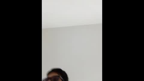 Snapshot of ivanchelon chatting on 10-12-25, 01:48 Vanchi online show from 10-12-25, 01:48