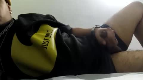 ivanfpc93 online show from 11-20-25, 04:56