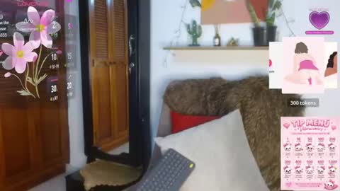 Snapshot of ivanna_dl chatting on 06-12-26, 01:26 Ivanna online show from 06-12-26, 01:26